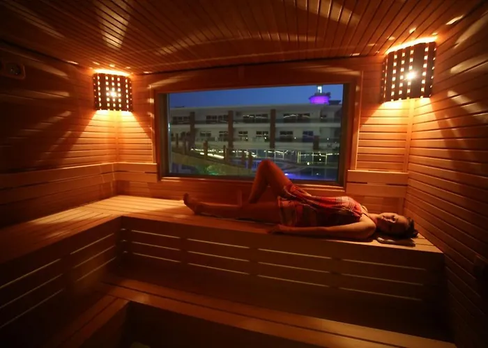 Lumos All-in In Luxury Full Facilities 알란야